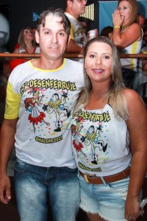 
<a style='margin-left: 5px;' class='btn btn-xs btn-social btn-facebook' href='https://www.facebook.com/sharer/sharer.php?u=https://www.galeramix.com.br/imagem/a1/800-800-90/conteudo/site_galerias/1/img1339.jpg' rel='popup' data-width='500' data-height='400'><i class='fa fa-facebook'></i>Compartilhar <span class='hidden-xs'>no Facebook</span>
</a> 
<a class='btn btn-default btn-xs' target='_blank' href='imagem/a1/800-800-90/conteudo/site_galerias/1/img1339.jpg'>
<span class='glyphicon glyphicon-cloud-download'></span> Salvar
</a>
