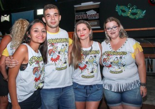 
<a style='margin-left: 5px;' class='btn btn-xs btn-social btn-facebook' href='https://www.facebook.com/sharer/sharer.php?u=https://www.galeramix.com.br/imagem/a1/800-800-90/conteudo/site_galerias/1/img1349.jpg' rel='popup' data-width='500' data-height='400'><i class='fa fa-facebook'></i>Compartilhar <span class='hidden-xs'>no Facebook</span>
</a> 
<a class='btn btn-default btn-xs' target='_blank' href='imagem/a1/800-800-90/conteudo/site_galerias/1/img1349.jpg'>
<span class='glyphicon glyphicon-cloud-download'></span> Salvar
</a>
