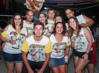 
<a style='margin-left: 5px;' class='btn btn-xs btn-social btn-facebook' href='https://www.facebook.com/sharer/sharer.php?u=https://www.galeramix.com.br/imagem/a1/800-800-90/conteudo/site_galerias/1/img1353.jpg' rel='popup' data-width='500' data-height='400'><i class='fa fa-facebook'></i>Compartilhar <span class='hidden-xs'>no Facebook</span>
</a> 
<a class='btn btn-default btn-xs' target='_blank' href='imagem/a1/800-800-90/conteudo/site_galerias/1/img1353.jpg'>
<span class='glyphicon glyphicon-cloud-download'></span> Salvar
</a>
