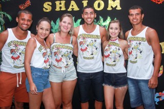 
<a style='margin-left: 5px;' class='btn btn-xs btn-social btn-facebook' href='https://www.facebook.com/sharer/sharer.php?u=https://www.galeramix.com.br/imagem/a1/800-800-90/conteudo/site_galerias/1/img1366.jpg' rel='popup' data-width='500' data-height='400'><i class='fa fa-facebook'></i>Compartilhar <span class='hidden-xs'>no Facebook</span>
</a> 
<a class='btn btn-default btn-xs' target='_blank' href='imagem/a1/800-800-90/conteudo/site_galerias/1/img1366.jpg'>
<span class='glyphicon glyphicon-cloud-download'></span> Salvar
</a>
