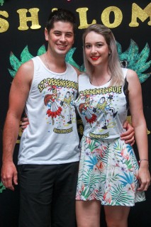 
<a style='margin-left: 5px;' class='btn btn-xs btn-social btn-facebook' href='https://www.facebook.com/sharer/sharer.php?u=https://www.galeramix.com.br/imagem/a1/800-800-90/conteudo/site_galerias/1/img1378.jpg' rel='popup' data-width='500' data-height='400'><i class='fa fa-facebook'></i>Compartilhar <span class='hidden-xs'>no Facebook</span>
</a> 
<a class='btn btn-default btn-xs' target='_blank' href='imagem/a1/800-800-90/conteudo/site_galerias/1/img1378.jpg'>
<span class='glyphicon glyphicon-cloud-download'></span> Salvar
</a>
