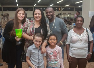 
<a style='margin-left: 5px;' class='btn btn-xs btn-social btn-facebook' href='https://www.facebook.com/sharer/sharer.php?u=https://www.galeramix.com.br/imagem/a104/800-800-90/conteudo/site_galerias/104/festa-do-divino-espirito-santo-tijucas-galeramix-6.jpg' rel='popup' data-width='500' data-height='400'><i class='fa fa-facebook'></i>Compartilhar <span class='hidden-xs'>no Facebook</span>
</a> 
<a class='btn btn-default btn-xs' target='_blank' href='imagem/a104/800-800-90/conteudo/site_galerias/104/festa-do-divino-espirito-santo-tijucas-galeramix-6.jpg'>
<span class='glyphicon glyphicon-cloud-download'></span> Salvar
</a>
