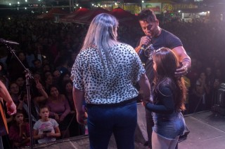 
<a style='margin-left: 5px;' class='btn btn-xs btn-social btn-facebook' href='https://www.facebook.com/sharer/sharer.php?u=https://www.galeramix.com.br/imagem/a106/800-800-90/conteudo/site_galerias/106/img4471.jpg' rel='popup' data-width='500' data-height='400'><i class='fa fa-facebook'></i>Compartilhar <span class='hidden-xs'>no Facebook</span>
</a> 
<a class='btn btn-default btn-xs' target='_blank' href='imagem/a106/800-800-90/conteudo/site_galerias/106/img4471.jpg'>
<span class='glyphicon glyphicon-cloud-download'></span> Salvar
</a>
