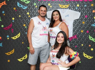 
<a style='margin-left: 5px;' class='btn btn-xs btn-social btn-facebook' href='https://www.facebook.com/sharer/sharer.php?u=https://www.galeramix.com.br/imagem/a112/800-800-90/conteudo/site_galerias/112/20-desenferruje-lives-tijucas-galeramix-11.jpg' rel='popup' data-width='500' data-height='400'><i class='fa fa-facebook'></i>Compartilhar <span class='hidden-xs'>no Facebook</span>
</a> 
<a class='btn btn-default btn-xs' target='_blank' href='imagem/a112/800-800-90/conteudo/site_galerias/112/20-desenferruje-lives-tijucas-galeramix-11.jpg'>
<span class='glyphicon glyphicon-cloud-download'></span> Salvar
</a>
