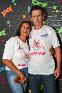 
<a style='margin-left: 5px;' class='btn btn-xs btn-social btn-facebook' href='https://www.facebook.com/sharer/sharer.php?u=https://www.galeramix.com.br/imagem/a112/800-800-90/conteudo/site_galerias/112/20-desenferruje-lives-tijucas-galeramix-167.jpg' rel='popup' data-width='500' data-height='400'><i class='fa fa-facebook'></i>Compartilhar <span class='hidden-xs'>no Facebook</span>
</a> 
<a class='btn btn-default btn-xs' target='_blank' href='imagem/a112/800-800-90/conteudo/site_galerias/112/20-desenferruje-lives-tijucas-galeramix-167.jpg'>
<span class='glyphicon glyphicon-cloud-download'></span> Salvar
</a>
