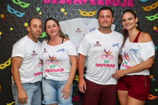 
<a style='margin-left: 5px;' class='btn btn-xs btn-social btn-facebook' href='https://www.facebook.com/sharer/sharer.php?u=https://www.galeramix.com.br/imagem/a112/800-800-90/conteudo/site_galerias/112/20-desenferruje-lives-tijucas-galeramix-172.jpg' rel='popup' data-width='500' data-height='400'><i class='fa fa-facebook'></i>Compartilhar <span class='hidden-xs'>no Facebook</span>
</a> 
<a class='btn btn-default btn-xs' target='_blank' href='imagem/a112/800-800-90/conteudo/site_galerias/112/20-desenferruje-lives-tijucas-galeramix-172.jpg'>
<span class='glyphicon glyphicon-cloud-download'></span> Salvar
</a>
