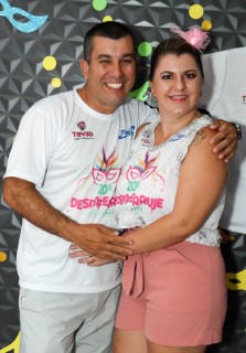 
<a style='margin-left: 5px;' class='btn btn-xs btn-social btn-facebook' href='https://www.facebook.com/sharer/sharer.php?u=https://www.galeramix.com.br/imagem/a112/800-800-90/conteudo/site_galerias/112/20-desenferruje-lives-tijucas-galeramix-5.jpg' rel='popup' data-width='500' data-height='400'><i class='fa fa-facebook'></i>Compartilhar <span class='hidden-xs'>no Facebook</span>
</a> 
<a class='btn btn-default btn-xs' target='_blank' href='imagem/a112/800-800-90/conteudo/site_galerias/112/20-desenferruje-lives-tijucas-galeramix-5.jpg'>
<span class='glyphicon glyphicon-cloud-download'></span> Salvar
</a>
