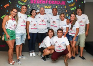 
<a style='margin-left: 5px;' class='btn btn-xs btn-social btn-facebook' href='https://www.facebook.com/sharer/sharer.php?u=https://www.galeramix.com.br/imagem/a112/800-800-90/conteudo/site_galerias/112/20-desenferruje-lives-tijucas-galeramix-53.jpg' rel='popup' data-width='500' data-height='400'><i class='fa fa-facebook'></i>Compartilhar <span class='hidden-xs'>no Facebook</span>
</a> 
<a class='btn btn-default btn-xs' target='_blank' href='imagem/a112/800-800-90/conteudo/site_galerias/112/20-desenferruje-lives-tijucas-galeramix-53.jpg'>
<span class='glyphicon glyphicon-cloud-download'></span> Salvar
</a>
