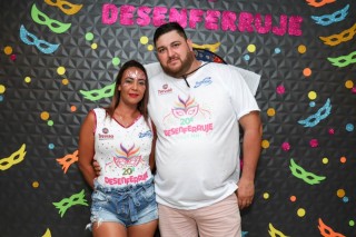 
<a style='margin-left: 5px;' class='btn btn-xs btn-social btn-facebook' href='https://www.facebook.com/sharer/sharer.php?u=https://www.galeramix.com.br/imagem/a112/800-800-90/conteudo/site_galerias/112/20-desenferruje-lives-tijucas-galeramix-62.jpg' rel='popup' data-width='500' data-height='400'><i class='fa fa-facebook'></i>Compartilhar <span class='hidden-xs'>no Facebook</span>
</a> 
<a class='btn btn-default btn-xs' target='_blank' href='imagem/a112/800-800-90/conteudo/site_galerias/112/20-desenferruje-lives-tijucas-galeramix-62.jpg'>
<span class='glyphicon glyphicon-cloud-download'></span> Salvar
</a>
