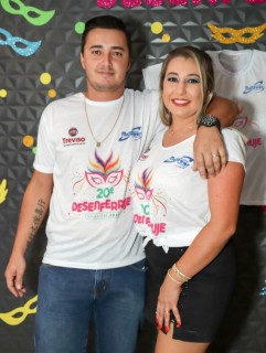 
<a style='margin-left: 5px;' class='btn btn-xs btn-social btn-facebook' href='https://www.facebook.com/sharer/sharer.php?u=https://www.galeramix.com.br/imagem/a112/800-800-90/conteudo/site_galerias/112/20-desenferruje-lives-tijucas-galeramix-63.jpg' rel='popup' data-width='500' data-height='400'><i class='fa fa-facebook'></i>Compartilhar <span class='hidden-xs'>no Facebook</span>
</a> 
<a class='btn btn-default btn-xs' target='_blank' href='imagem/a112/800-800-90/conteudo/site_galerias/112/20-desenferruje-lives-tijucas-galeramix-63.jpg'>
<span class='glyphicon glyphicon-cloud-download'></span> Salvar
</a>
