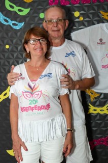 
<a style='margin-left: 5px;' class='btn btn-xs btn-social btn-facebook' href='https://www.facebook.com/sharer/sharer.php?u=https://www.galeramix.com.br/imagem/a112/800-800-90/conteudo/site_galerias/112/20-desenferruje-lives-tijucas-galeramix-7.jpg' rel='popup' data-width='500' data-height='400'><i class='fa fa-facebook'></i>Compartilhar <span class='hidden-xs'>no Facebook</span>
</a> 
<a class='btn btn-default btn-xs' target='_blank' href='imagem/a112/800-800-90/conteudo/site_galerias/112/20-desenferruje-lives-tijucas-galeramix-7.jpg'>
<span class='glyphicon glyphicon-cloud-download'></span> Salvar
</a>
