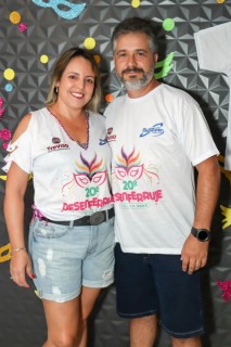 
<a style='margin-left: 5px;' class='btn btn-xs btn-social btn-facebook' href='https://www.facebook.com/sharer/sharer.php?u=https://www.galeramix.com.br/imagem/a112/800-800-90/conteudo/site_galerias/112/20-desenferruje-lives-tijucas-galeramix-85.jpg' rel='popup' data-width='500' data-height='400'><i class='fa fa-facebook'></i>Compartilhar <span class='hidden-xs'>no Facebook</span>
</a> 
<a class='btn btn-default btn-xs' target='_blank' href='imagem/a112/800-800-90/conteudo/site_galerias/112/20-desenferruje-lives-tijucas-galeramix-85.jpg'>
<span class='glyphicon glyphicon-cloud-download'></span> Salvar
</a>
