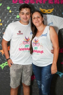 
<a style='margin-left: 5px;' class='btn btn-xs btn-social btn-facebook' href='https://www.facebook.com/sharer/sharer.php?u=https://www.galeramix.com.br/imagem/a112/800-800-90/conteudo/site_galerias/112/20-desenferruje-lives-tijucas-galeramix-93.jpg' rel='popup' data-width='500' data-height='400'><i class='fa fa-facebook'></i>Compartilhar <span class='hidden-xs'>no Facebook</span>
</a> 
<a class='btn btn-default btn-xs' target='_blank' href='imagem/a112/800-800-90/conteudo/site_galerias/112/20-desenferruje-lives-tijucas-galeramix-93.jpg'>
<span class='glyphicon glyphicon-cloud-download'></span> Salvar
</a>
