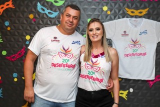 
<a style='margin-left: 5px;' class='btn btn-xs btn-social btn-facebook' href='https://www.facebook.com/sharer/sharer.php?u=https://www.galeramix.com.br/imagem/a112/800-800-90/conteudo/site_galerias/112/20-desenferruje-lives-tijucas-galeramix-98.jpg' rel='popup' data-width='500' data-height='400'><i class='fa fa-facebook'></i>Compartilhar <span class='hidden-xs'>no Facebook</span>
</a> 
<a class='btn btn-default btn-xs' target='_blank' href='imagem/a112/800-800-90/conteudo/site_galerias/112/20-desenferruje-lives-tijucas-galeramix-98.jpg'>
<span class='glyphicon glyphicon-cloud-download'></span> Salvar
</a>
