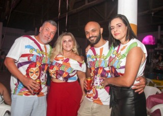 
<a style='margin-left: 5px;' class='btn btn-xs btn-social btn-facebook' href='https://www.facebook.com/sharer/sharer.php?u=https://www.galeramix.com.br/imagem/a113/800-800-90/conteudo/site_galerias/113/baile-de-carnaval-para-casais-ctg-fogao-de-lenha-tijucas-galeramix-108.jpg' rel='popup' data-width='500' data-height='400'><i class='fa fa-facebook'></i>Compartilhar <span class='hidden-xs'>no Facebook</span>
</a> 
<a class='btn btn-default btn-xs' target='_blank' href='imagem/a113/800-800-90/conteudo/site_galerias/113/baile-de-carnaval-para-casais-ctg-fogao-de-lenha-tijucas-galeramix-108.jpg'>
<span class='glyphicon glyphicon-cloud-download'></span> Salvar
</a>
