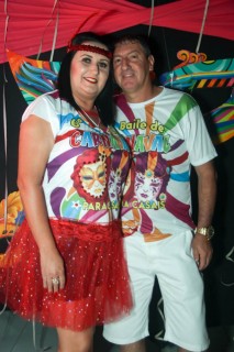 
<a style='margin-left: 5px;' class='btn btn-xs btn-social btn-facebook' href='https://www.facebook.com/sharer/sharer.php?u=https://www.galeramix.com.br/imagem/a113/800-800-90/conteudo/site_galerias/113/baile-de-carnaval-para-casais-ctg-fogao-de-lenha-tijucas-galeramix-14.jpg' rel='popup' data-width='500' data-height='400'><i class='fa fa-facebook'></i>Compartilhar <span class='hidden-xs'>no Facebook</span>
</a> 
<a class='btn btn-default btn-xs' target='_blank' href='imagem/a113/800-800-90/conteudo/site_galerias/113/baile-de-carnaval-para-casais-ctg-fogao-de-lenha-tijucas-galeramix-14.jpg'>
<span class='glyphicon glyphicon-cloud-download'></span> Salvar
</a>
