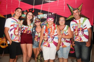 
<a style='margin-left: 5px;' class='btn btn-xs btn-social btn-facebook' href='https://www.facebook.com/sharer/sharer.php?u=https://www.galeramix.com.br/imagem/a113/800-800-90/conteudo/site_galerias/113/baile-de-carnaval-para-casais-ctg-fogao-de-lenha-tijucas-galeramix-24.jpg' rel='popup' data-width='500' data-height='400'><i class='fa fa-facebook'></i>Compartilhar <span class='hidden-xs'>no Facebook</span>
</a> 
<a class='btn btn-default btn-xs' target='_blank' href='imagem/a113/800-800-90/conteudo/site_galerias/113/baile-de-carnaval-para-casais-ctg-fogao-de-lenha-tijucas-galeramix-24.jpg'>
<span class='glyphicon glyphicon-cloud-download'></span> Salvar
</a>
