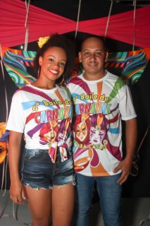 
<a style='margin-left: 5px;' class='btn btn-xs btn-social btn-facebook' href='https://www.facebook.com/sharer/sharer.php?u=https://www.galeramix.com.br/imagem/a113/800-800-90/conteudo/site_galerias/113/baile-de-carnaval-para-casais-ctg-fogao-de-lenha-tijucas-galeramix-27.jpg' rel='popup' data-width='500' data-height='400'><i class='fa fa-facebook'></i>Compartilhar <span class='hidden-xs'>no Facebook</span>
</a> 
<a class='btn btn-default btn-xs' target='_blank' href='imagem/a113/800-800-90/conteudo/site_galerias/113/baile-de-carnaval-para-casais-ctg-fogao-de-lenha-tijucas-galeramix-27.jpg'>
<span class='glyphicon glyphicon-cloud-download'></span> Salvar
</a>
