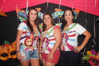 
<a style='margin-left: 5px;' class='btn btn-xs btn-social btn-facebook' href='https://www.facebook.com/sharer/sharer.php?u=https://www.galeramix.com.br/imagem/a113/800-800-90/conteudo/site_galerias/113/baile-de-carnaval-para-casais-ctg-fogao-de-lenha-tijucas-galeramix-30.jpg' rel='popup' data-width='500' data-height='400'><i class='fa fa-facebook'></i>Compartilhar <span class='hidden-xs'>no Facebook</span>
</a> 
<a class='btn btn-default btn-xs' target='_blank' href='imagem/a113/800-800-90/conteudo/site_galerias/113/baile-de-carnaval-para-casais-ctg-fogao-de-lenha-tijucas-galeramix-30.jpg'>
<span class='glyphicon glyphicon-cloud-download'></span> Salvar
</a>
