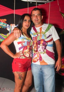 
<a style='margin-left: 5px;' class='btn btn-xs btn-social btn-facebook' href='https://www.facebook.com/sharer/sharer.php?u=https://www.galeramix.com.br/imagem/a113/800-800-90/conteudo/site_galerias/113/baile-de-carnaval-para-casais-ctg-fogao-de-lenha-tijucas-galeramix-49.jpg' rel='popup' data-width='500' data-height='400'><i class='fa fa-facebook'></i>Compartilhar <span class='hidden-xs'>no Facebook</span>
</a> 
<a class='btn btn-default btn-xs' target='_blank' href='imagem/a113/800-800-90/conteudo/site_galerias/113/baile-de-carnaval-para-casais-ctg-fogao-de-lenha-tijucas-galeramix-49.jpg'>
<span class='glyphicon glyphicon-cloud-download'></span> Salvar
</a>
