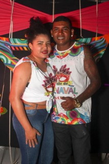 
<a style='margin-left: 5px;' class='btn btn-xs btn-social btn-facebook' href='https://www.facebook.com/sharer/sharer.php?u=https://www.galeramix.com.br/imagem/a113/800-800-90/conteudo/site_galerias/113/baile-de-carnaval-para-casais-ctg-fogao-de-lenha-tijucas-galeramix-54.jpg' rel='popup' data-width='500' data-height='400'><i class='fa fa-facebook'></i>Compartilhar <span class='hidden-xs'>no Facebook</span>
</a> 
<a class='btn btn-default btn-xs' target='_blank' href='imagem/a113/800-800-90/conteudo/site_galerias/113/baile-de-carnaval-para-casais-ctg-fogao-de-lenha-tijucas-galeramix-54.jpg'>
<span class='glyphicon glyphicon-cloud-download'></span> Salvar
</a>
