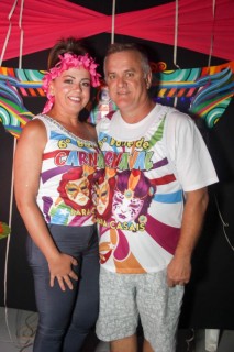 
<a style='margin-left: 5px;' class='btn btn-xs btn-social btn-facebook' href='https://www.facebook.com/sharer/sharer.php?u=https://www.galeramix.com.br/imagem/a113/800-800-90/conteudo/site_galerias/113/baile-de-carnaval-para-casais-ctg-fogao-de-lenha-tijucas-galeramix-63.jpg' rel='popup' data-width='500' data-height='400'><i class='fa fa-facebook'></i>Compartilhar <span class='hidden-xs'>no Facebook</span>
</a> 
<a class='btn btn-default btn-xs' target='_blank' href='imagem/a113/800-800-90/conteudo/site_galerias/113/baile-de-carnaval-para-casais-ctg-fogao-de-lenha-tijucas-galeramix-63.jpg'>
<span class='glyphicon glyphicon-cloud-download'></span> Salvar
</a>
