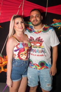 
<a style='margin-left: 5px;' class='btn btn-xs btn-social btn-facebook' href='https://www.facebook.com/sharer/sharer.php?u=https://www.galeramix.com.br/imagem/a113/800-800-90/conteudo/site_galerias/113/baile-de-carnaval-para-casais-ctg-fogao-de-lenha-tijucas-galeramix-64.jpg' rel='popup' data-width='500' data-height='400'><i class='fa fa-facebook'></i>Compartilhar <span class='hidden-xs'>no Facebook</span>
</a> 
<a class='btn btn-default btn-xs' target='_blank' href='imagem/a113/800-800-90/conteudo/site_galerias/113/baile-de-carnaval-para-casais-ctg-fogao-de-lenha-tijucas-galeramix-64.jpg'>
<span class='glyphicon glyphicon-cloud-download'></span> Salvar
</a>
