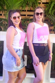 
<a style='margin-left: 5px;' class='btn btn-xs btn-social btn-facebook' href='https://www.facebook.com/sharer/sharer.php?u=https://www.galeramix.com.br/imagem/a114/800-800-90/conteudo/site_galerias/114/12-costelaco-junior-seco-silva-neto-canelinha-maiara-e-maraisa-galeramix-147.jpg' rel='popup' data-width='500' data-height='400'><i class='fa fa-facebook'></i>Compartilhar <span class='hidden-xs'>no Facebook</span>
</a> 
<a class='btn btn-default btn-xs' target='_blank' href='imagem/a114/800-800-90/conteudo/site_galerias/114/12-costelaco-junior-seco-silva-neto-canelinha-maiara-e-maraisa-galeramix-147.jpg'>
<span class='glyphicon glyphicon-cloud-download'></span> Salvar
</a>
