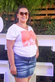 
<a style='margin-left: 5px;' class='btn btn-xs btn-social btn-facebook' href='https://www.facebook.com/sharer/sharer.php?u=https://www.galeramix.com.br/imagem/a114/800-800-90/conteudo/site_galerias/114/12-costelaco-junior-seco-silva-neto-canelinha-maiara-e-maraisa-galeramix-155.jpg' rel='popup' data-width='500' data-height='400'><i class='fa fa-facebook'></i>Compartilhar <span class='hidden-xs'>no Facebook</span>
</a> 
<a class='btn btn-default btn-xs' target='_blank' href='imagem/a114/800-800-90/conteudo/site_galerias/114/12-costelaco-junior-seco-silva-neto-canelinha-maiara-e-maraisa-galeramix-155.jpg'>
<span class='glyphicon glyphicon-cloud-download'></span> Salvar
</a>
