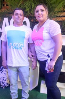 
<a style='margin-left: 5px;' class='btn btn-xs btn-social btn-facebook' href='https://www.facebook.com/sharer/sharer.php?u=https://www.galeramix.com.br/imagem/a114/800-800-90/conteudo/site_galerias/114/12-costelaco-junior-seco-silva-neto-canelinha-maiara-e-maraisa-galeramix-189.jpg' rel='popup' data-width='500' data-height='400'><i class='fa fa-facebook'></i>Compartilhar <span class='hidden-xs'>no Facebook</span>
</a> 
<a class='btn btn-default btn-xs' target='_blank' href='imagem/a114/800-800-90/conteudo/site_galerias/114/12-costelaco-junior-seco-silva-neto-canelinha-maiara-e-maraisa-galeramix-189.jpg'>
<span class='glyphicon glyphicon-cloud-download'></span> Salvar
</a>
