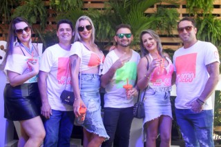 
<a style='margin-left: 5px;' class='btn btn-xs btn-social btn-facebook' href='https://www.facebook.com/sharer/sharer.php?u=https://www.galeramix.com.br/imagem/a114/800-800-90/conteudo/site_galerias/114/12-costelaco-junior-seco-silva-neto-canelinha-maiara-e-maraisa-galeramix-310.jpg' rel='popup' data-width='500' data-height='400'><i class='fa fa-facebook'></i>Compartilhar <span class='hidden-xs'>no Facebook</span>
</a> 
<a class='btn btn-default btn-xs' target='_blank' href='imagem/a114/800-800-90/conteudo/site_galerias/114/12-costelaco-junior-seco-silva-neto-canelinha-maiara-e-maraisa-galeramix-310.jpg'>
<span class='glyphicon glyphicon-cloud-download'></span> Salvar
</a>
