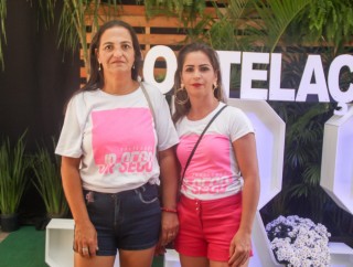 
<a style='margin-left: 5px;' class='btn btn-xs btn-social btn-facebook' href='https://www.facebook.com/sharer/sharer.php?u=https://www.galeramix.com.br/imagem/a114/800-800-90/conteudo/site_galerias/114/12-costelaco-junior-seco-silva-neto-canelinha-maiara-e-maraisa-galeramix-4.jpg' rel='popup' data-width='500' data-height='400'><i class='fa fa-facebook'></i>Compartilhar <span class='hidden-xs'>no Facebook</span>
</a> 
<a class='btn btn-default btn-xs' target='_blank' href='imagem/a114/800-800-90/conteudo/site_galerias/114/12-costelaco-junior-seco-silva-neto-canelinha-maiara-e-maraisa-galeramix-4.jpg'>
<span class='glyphicon glyphicon-cloud-download'></span> Salvar
</a>
