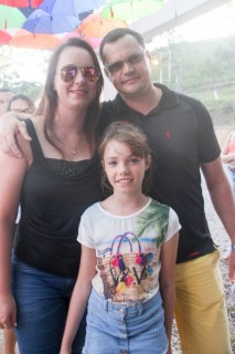 
<a style='margin-left: 5px;' class='btn btn-xs btn-social btn-facebook' href='https://www.facebook.com/sharer/sharer.php?u=https://www.galeramix.com.br/imagem/a114/800-800-90/conteudo/site_galerias/114/12-costelaco-junior-seco-silva-neto-canelinha-maiara-e-maraisa-galeramix-426.jpg' rel='popup' data-width='500' data-height='400'><i class='fa fa-facebook'></i>Compartilhar <span class='hidden-xs'>no Facebook</span>
</a> 
<a class='btn btn-default btn-xs' target='_blank' href='imagem/a114/800-800-90/conteudo/site_galerias/114/12-costelaco-junior-seco-silva-neto-canelinha-maiara-e-maraisa-galeramix-426.jpg'>
<span class='glyphicon glyphicon-cloud-download'></span> Salvar
</a>
