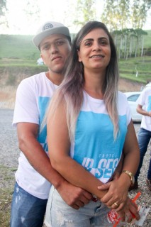 
<a style='margin-left: 5px;' class='btn btn-xs btn-social btn-facebook' href='https://www.facebook.com/sharer/sharer.php?u=https://www.galeramix.com.br/imagem/a114/800-800-90/conteudo/site_galerias/114/12-costelaco-junior-seco-silva-neto-canelinha-maiara-e-maraisa-galeramix-434.jpg' rel='popup' data-width='500' data-height='400'><i class='fa fa-facebook'></i>Compartilhar <span class='hidden-xs'>no Facebook</span>
</a> 
<a class='btn btn-default btn-xs' target='_blank' href='imagem/a114/800-800-90/conteudo/site_galerias/114/12-costelaco-junior-seco-silva-neto-canelinha-maiara-e-maraisa-galeramix-434.jpg'>
<span class='glyphicon glyphicon-cloud-download'></span> Salvar
</a>
