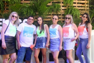 
<a style='margin-left: 5px;' class='btn btn-xs btn-social btn-facebook' href='https://www.facebook.com/sharer/sharer.php?u=https://www.galeramix.com.br/imagem/a114/800-800-90/conteudo/site_galerias/114/12-costelaco-junior-seco-silva-neto-canelinha-maiara-e-maraisa-galeramix-69.jpg' rel='popup' data-width='500' data-height='400'><i class='fa fa-facebook'></i>Compartilhar <span class='hidden-xs'>no Facebook</span>
</a> 
<a class='btn btn-default btn-xs' target='_blank' href='imagem/a114/800-800-90/conteudo/site_galerias/114/12-costelaco-junior-seco-silva-neto-canelinha-maiara-e-maraisa-galeramix-69.jpg'>
<span class='glyphicon glyphicon-cloud-download'></span> Salvar
</a>
