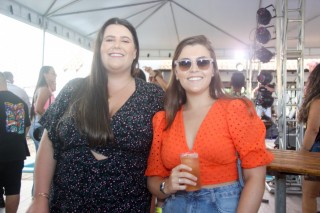 
<a style='margin-left: 5px;' class='btn btn-xs btn-social btn-facebook' href='https://www.facebook.com/sharer/sharer.php?u=https://www.galeramix.com.br/imagem/a115/800-800-90/conteudo/site_galerias/115/desenferruje-2022-108.jpg' rel='popup' data-width='500' data-height='400'><i class='fa fa-facebook'></i>Compartilhar <span class='hidden-xs'>no Facebook</span>
</a> 
<a class='btn btn-default btn-xs' target='_blank' href='imagem/a115/800-800-90/conteudo/site_galerias/115/desenferruje-2022-108.jpg'>
<span class='glyphicon glyphicon-cloud-download'></span> Salvar
</a>
