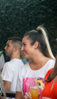 
<a style='margin-left: 5px;' class='btn btn-xs btn-social btn-facebook' href='https://www.facebook.com/sharer/sharer.php?u=https://www.galeramix.com.br/imagem/a115/800-800-90/conteudo/site_galerias/115/desenferruje-2022-116.jpg' rel='popup' data-width='500' data-height='400'><i class='fa fa-facebook'></i>Compartilhar <span class='hidden-xs'>no Facebook</span>
</a> 
<a class='btn btn-default btn-xs' target='_blank' href='imagem/a115/800-800-90/conteudo/site_galerias/115/desenferruje-2022-116.jpg'>
<span class='glyphicon glyphicon-cloud-download'></span> Salvar
</a>
