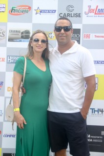 
<a style='margin-left: 5px;' class='btn btn-xs btn-social btn-facebook' href='https://www.facebook.com/sharer/sharer.php?u=https://www.galeramix.com.br/imagem/a115/800-800-90/conteudo/site_galerias/115/desenferruje-2022-44.jpg' rel='popup' data-width='500' data-height='400'><i class='fa fa-facebook'></i>Compartilhar <span class='hidden-xs'>no Facebook</span>
</a> 
<a class='btn btn-default btn-xs' target='_blank' href='imagem/a115/800-800-90/conteudo/site_galerias/115/desenferruje-2022-44.jpg'>
<span class='glyphicon glyphicon-cloud-download'></span> Salvar
</a>
