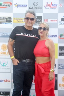 
<a style='margin-left: 5px;' class='btn btn-xs btn-social btn-facebook' href='https://www.facebook.com/sharer/sharer.php?u=https://www.galeramix.com.br/imagem/a115/800-800-90/conteudo/site_galerias/115/desenferruje-2022-55.jpg' rel='popup' data-width='500' data-height='400'><i class='fa fa-facebook'></i>Compartilhar <span class='hidden-xs'>no Facebook</span>
</a> 
<a class='btn btn-default btn-xs' target='_blank' href='imagem/a115/800-800-90/conteudo/site_galerias/115/desenferruje-2022-55.jpg'>
<span class='glyphicon glyphicon-cloud-download'></span> Salvar
</a>
