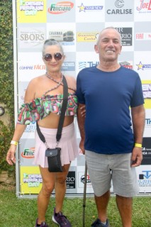 
<a style='margin-left: 5px;' class='btn btn-xs btn-social btn-facebook' href='https://www.facebook.com/sharer/sharer.php?u=https://www.galeramix.com.br/imagem/a115/800-800-90/conteudo/site_galerias/115/desenferruje-2022-58.jpg' rel='popup' data-width='500' data-height='400'><i class='fa fa-facebook'></i>Compartilhar <span class='hidden-xs'>no Facebook</span>
</a> 
<a class='btn btn-default btn-xs' target='_blank' href='imagem/a115/800-800-90/conteudo/site_galerias/115/desenferruje-2022-58.jpg'>
<span class='glyphicon glyphicon-cloud-download'></span> Salvar
</a>
