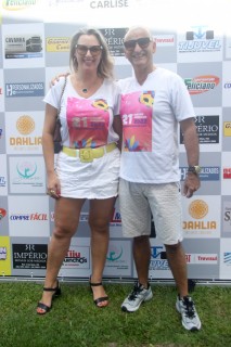 
<a style='margin-left: 5px;' class='btn btn-xs btn-social btn-facebook' href='https://www.facebook.com/sharer/sharer.php?u=https://www.galeramix.com.br/imagem/a115/800-800-90/conteudo/site_galerias/115/desenferruje-2022-8.jpg' rel='popup' data-width='500' data-height='400'><i class='fa fa-facebook'></i>Compartilhar <span class='hidden-xs'>no Facebook</span>
</a> 
<a class='btn btn-default btn-xs' target='_blank' href='imagem/a115/800-800-90/conteudo/site_galerias/115/desenferruje-2022-8.jpg'>
<span class='glyphicon glyphicon-cloud-download'></span> Salvar
</a>
