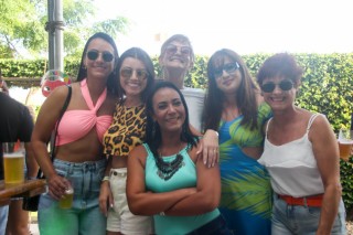 
<a style='margin-left: 5px;' class='btn btn-xs btn-social btn-facebook' href='https://www.facebook.com/sharer/sharer.php?u=https://www.galeramix.com.br/imagem/a115/800-800-90/conteudo/site_galerias/115/desenferruje-2022-84.jpg' rel='popup' data-width='500' data-height='400'><i class='fa fa-facebook'></i>Compartilhar <span class='hidden-xs'>no Facebook</span>
</a> 
<a class='btn btn-default btn-xs' target='_blank' href='imagem/a115/800-800-90/conteudo/site_galerias/115/desenferruje-2022-84.jpg'>
<span class='glyphicon glyphicon-cloud-download'></span> Salvar
</a>
