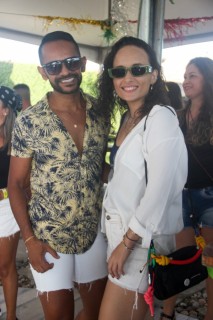 
<a style='margin-left: 5px;' class='btn btn-xs btn-social btn-facebook' href='https://www.facebook.com/sharer/sharer.php?u=https://www.galeramix.com.br/imagem/a115/800-800-90/conteudo/site_galerias/115/desenferruje-2022-85.jpg' rel='popup' data-width='500' data-height='400'><i class='fa fa-facebook'></i>Compartilhar <span class='hidden-xs'>no Facebook</span>
</a> 
<a class='btn btn-default btn-xs' target='_blank' href='imagem/a115/800-800-90/conteudo/site_galerias/115/desenferruje-2022-85.jpg'>
<span class='glyphicon glyphicon-cloud-download'></span> Salvar
</a>
