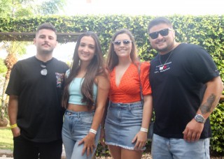 
<a style='margin-left: 5px;' class='btn btn-xs btn-social btn-facebook' href='https://www.facebook.com/sharer/sharer.php?u=https://www.galeramix.com.br/imagem/a115/800-800-90/conteudo/site_galerias/115/desenferruje-2022-86.jpg' rel='popup' data-width='500' data-height='400'><i class='fa fa-facebook'></i>Compartilhar <span class='hidden-xs'>no Facebook</span>
</a> 
<a class='btn btn-default btn-xs' target='_blank' href='imagem/a115/800-800-90/conteudo/site_galerias/115/desenferruje-2022-86.jpg'>
<span class='glyphicon glyphicon-cloud-download'></span> Salvar
</a>
