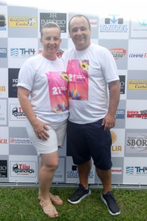 
<a style='margin-left: 5px;' class='btn btn-xs btn-social btn-facebook' href='https://www.facebook.com/sharer/sharer.php?u=https://www.galeramix.com.br/imagem/a115/800-800-90/conteudo/site_galerias/115/desenferruje-2022-9.jpg' rel='popup' data-width='500' data-height='400'><i class='fa fa-facebook'></i>Compartilhar <span class='hidden-xs'>no Facebook</span>
</a> 
<a class='btn btn-default btn-xs' target='_blank' href='imagem/a115/800-800-90/conteudo/site_galerias/115/desenferruje-2022-9.jpg'>
<span class='glyphicon glyphicon-cloud-download'></span> Salvar
</a>
