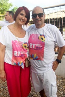 
<a style='margin-left: 5px;' class='btn btn-xs btn-social btn-facebook' href='https://www.facebook.com/sharer/sharer.php?u=https://www.galeramix.com.br/imagem/a115/800-800-90/conteudo/site_galerias/115/desenferruje-2022-90.jpg' rel='popup' data-width='500' data-height='400'><i class='fa fa-facebook'></i>Compartilhar <span class='hidden-xs'>no Facebook</span>
</a> 
<a class='btn btn-default btn-xs' target='_blank' href='imagem/a115/800-800-90/conteudo/site_galerias/115/desenferruje-2022-90.jpg'>
<span class='glyphicon glyphicon-cloud-download'></span> Salvar
</a>
