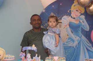 
<a style='margin-left: 5px;' class='btn btn-xs btn-social btn-facebook' href='https://www.facebook.com/sharer/sharer.php?u=https://www.galeramix.com.br/imagem/a116/800-800-90/conteudo/site_galerias/116/img8480.jpg' rel='popup' data-width='500' data-height='400'><i class='fa fa-facebook'></i>Compartilhar <span class='hidden-xs'>no Facebook</span>
</a> 
<a class='btn btn-default btn-xs' target='_blank' href='imagem/a116/800-800-90/conteudo/site_galerias/116/img8480.jpg'>
<span class='glyphicon glyphicon-cloud-download'></span> Salvar
</a>
