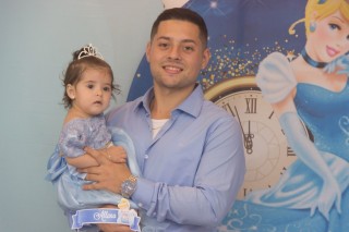 
<a style='margin-left: 5px;' class='btn btn-xs btn-social btn-facebook' href='https://www.facebook.com/sharer/sharer.php?u=https://www.galeramix.com.br/imagem/a116/800-800-90/conteudo/site_galerias/116/img8502.jpg' rel='popup' data-width='500' data-height='400'><i class='fa fa-facebook'></i>Compartilhar <span class='hidden-xs'>no Facebook</span>
</a> 
<a class='btn btn-default btn-xs' target='_blank' href='imagem/a116/800-800-90/conteudo/site_galerias/116/img8502.jpg'>
<span class='glyphicon glyphicon-cloud-download'></span> Salvar
</a>
