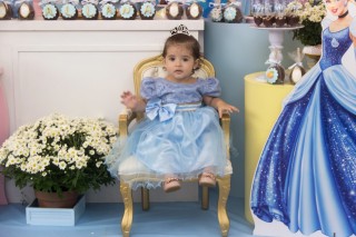 
<a style='margin-left: 5px;' class='btn btn-xs btn-social btn-facebook' href='https://www.facebook.com/sharer/sharer.php?u=https://www.galeramix.com.br/imagem/a116/800-800-90/conteudo/site_galerias/116/img8511.jpg' rel='popup' data-width='500' data-height='400'><i class='fa fa-facebook'></i>Compartilhar <span class='hidden-xs'>no Facebook</span>
</a> 
<a class='btn btn-default btn-xs' target='_blank' href='imagem/a116/800-800-90/conteudo/site_galerias/116/img8511.jpg'>
<span class='glyphicon glyphicon-cloud-download'></span> Salvar
</a>
