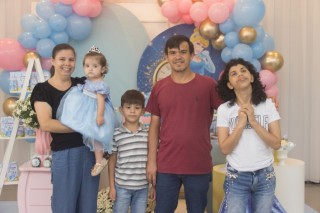 
<a style='margin-left: 5px;' class='btn btn-xs btn-social btn-facebook' href='https://www.facebook.com/sharer/sharer.php?u=https://www.galeramix.com.br/imagem/a116/800-800-90/conteudo/site_galerias/116/img8582.jpg' rel='popup' data-width='500' data-height='400'><i class='fa fa-facebook'></i>Compartilhar <span class='hidden-xs'>no Facebook</span>
</a> 
<a class='btn btn-default btn-xs' target='_blank' href='imagem/a116/800-800-90/conteudo/site_galerias/116/img8582.jpg'>
<span class='glyphicon glyphicon-cloud-download'></span> Salvar
</a>
